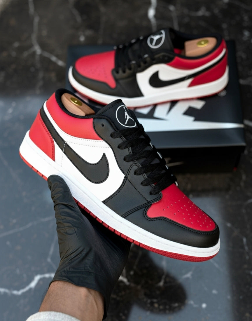 Jordan 1 Low Bred Toe
