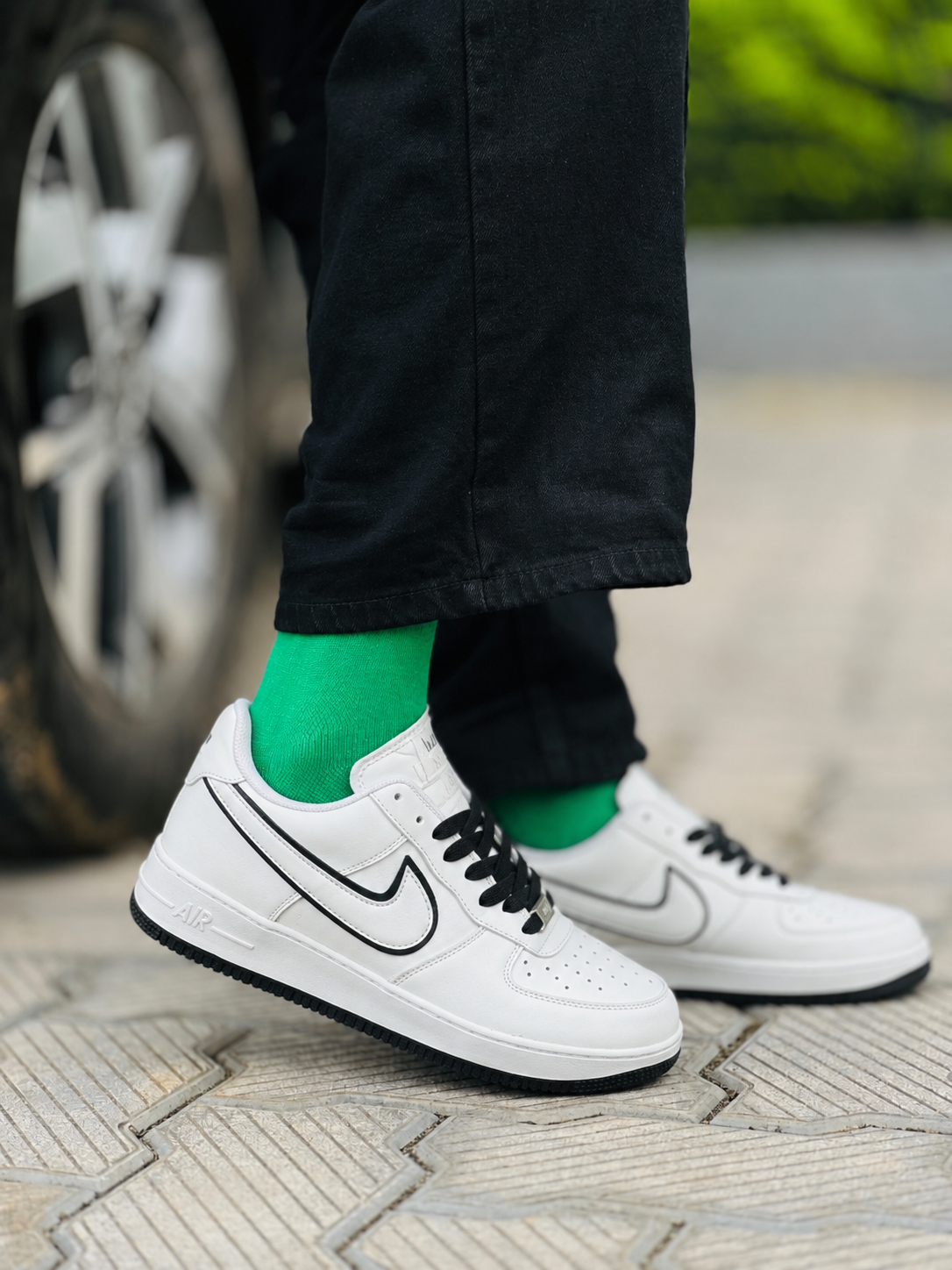 Nike Airforce 1 Stitched Sole - White & Black