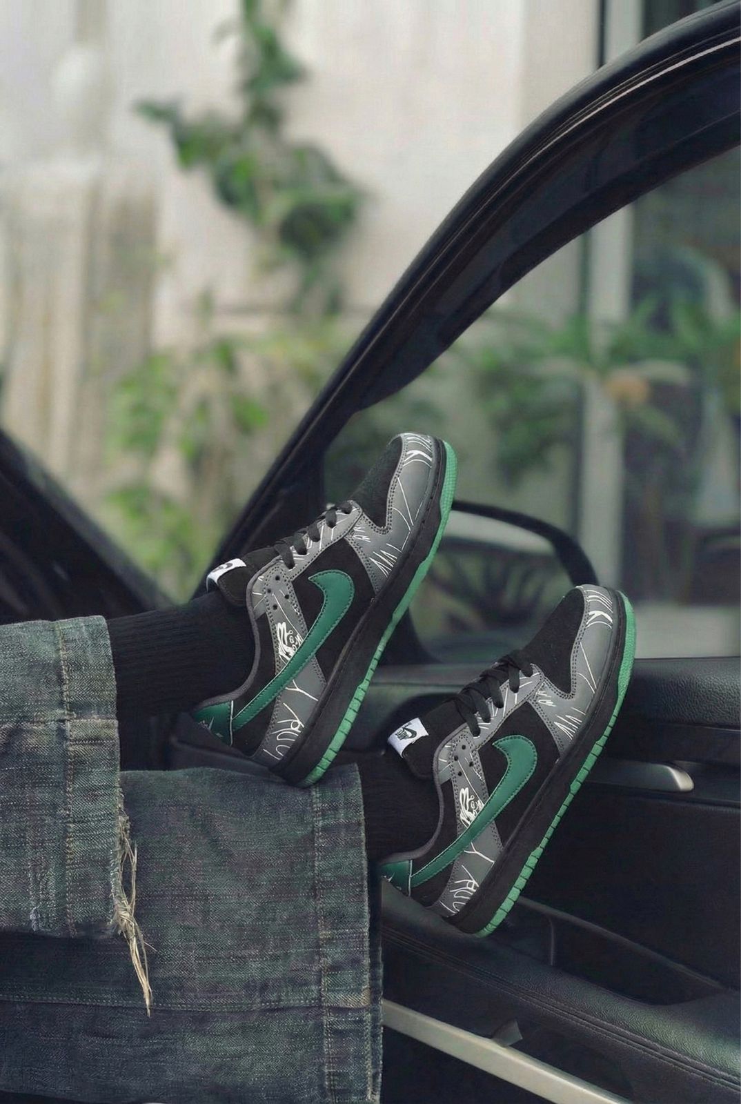 Nike SB Dunk Low x There Skateboards (Green Black)