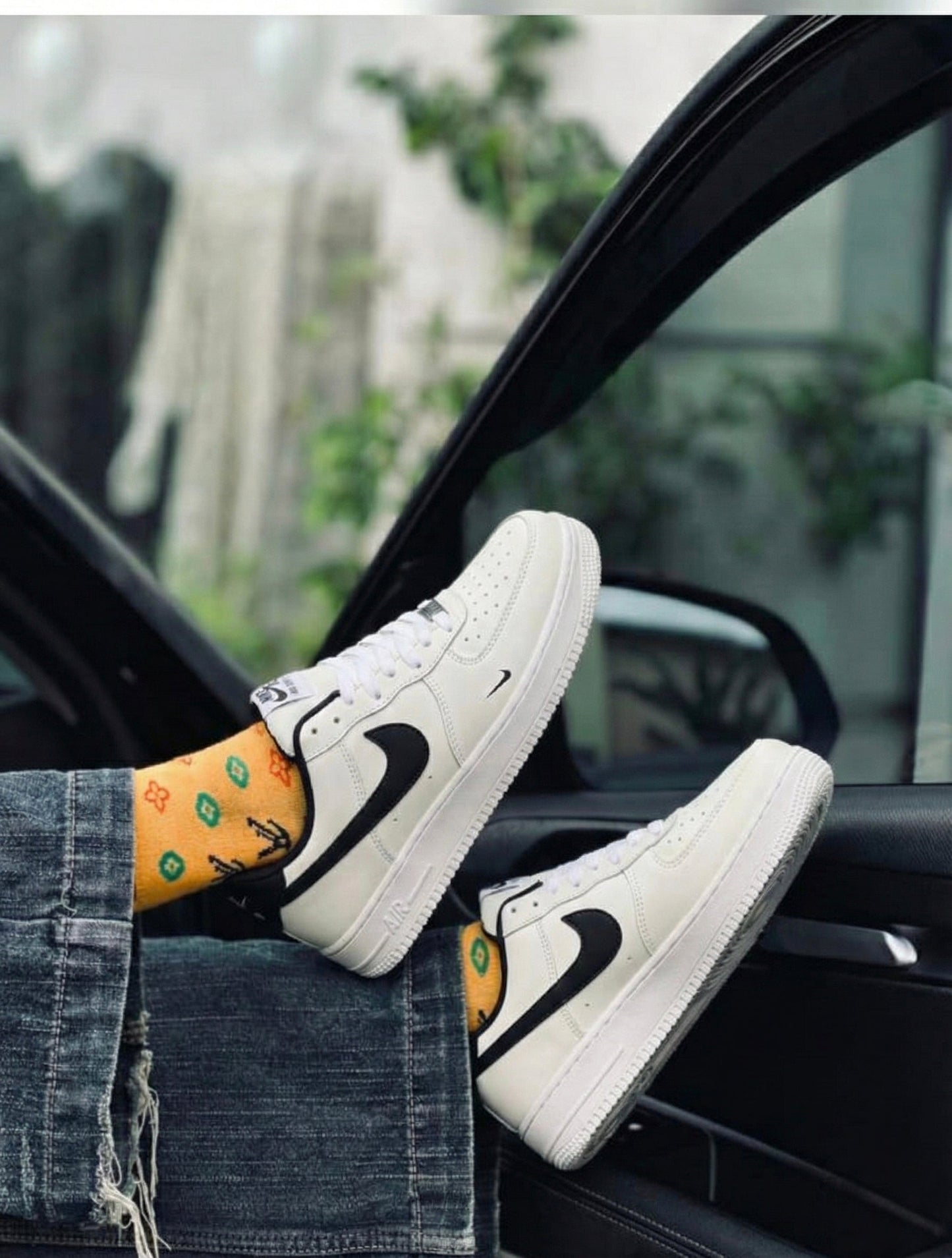 Nike Airforce 1 "White Black" with extra metal buckle