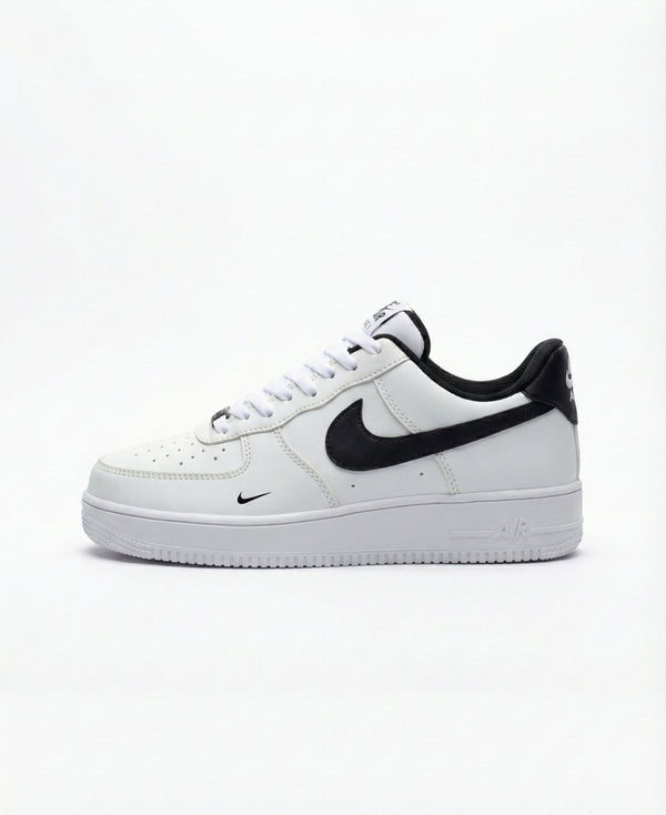 Nike Airforce 1 "White Black" with extra metal buckle